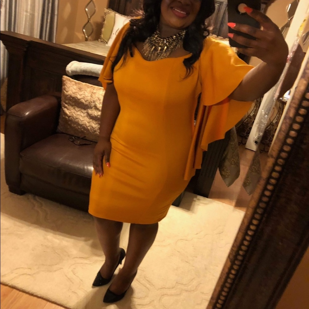 Off Shoulder royal blue short 👗 dress.